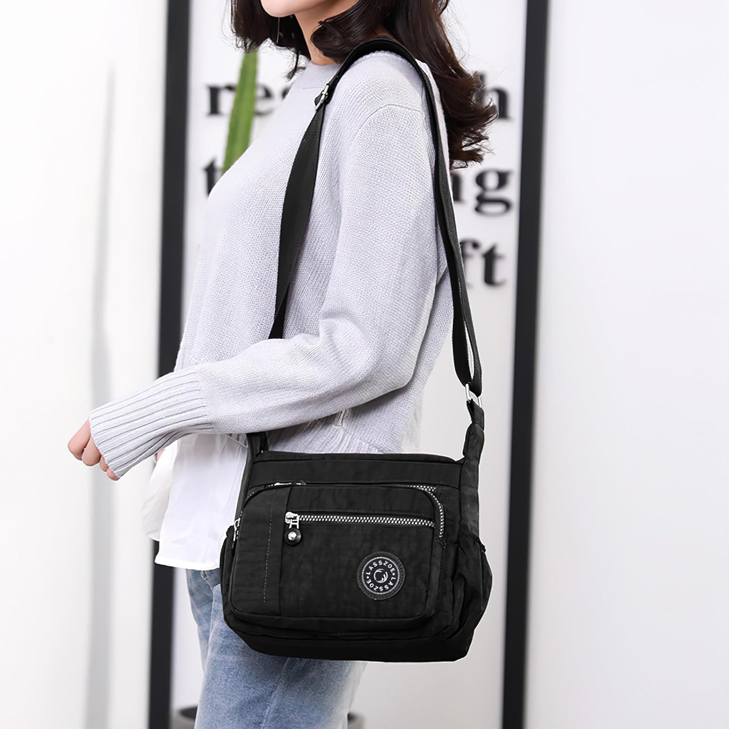 Thumbnail 1 de LassZone Nylon Crossbody Bag for Women – Waterproof Multi-Pocket Travel Messenger Bag