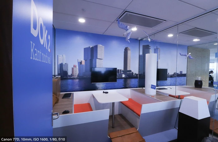 Thumbnail 7 de Canon EF‑S 10‑18 mm f/4.5‑5.6 IS STM Kit 📷