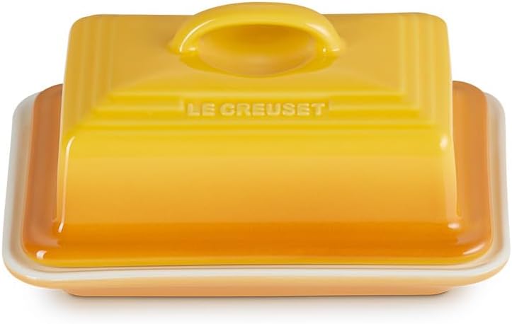 Detalle de Le Creuset Stoneware Butter Dish, 900 g, Cerise