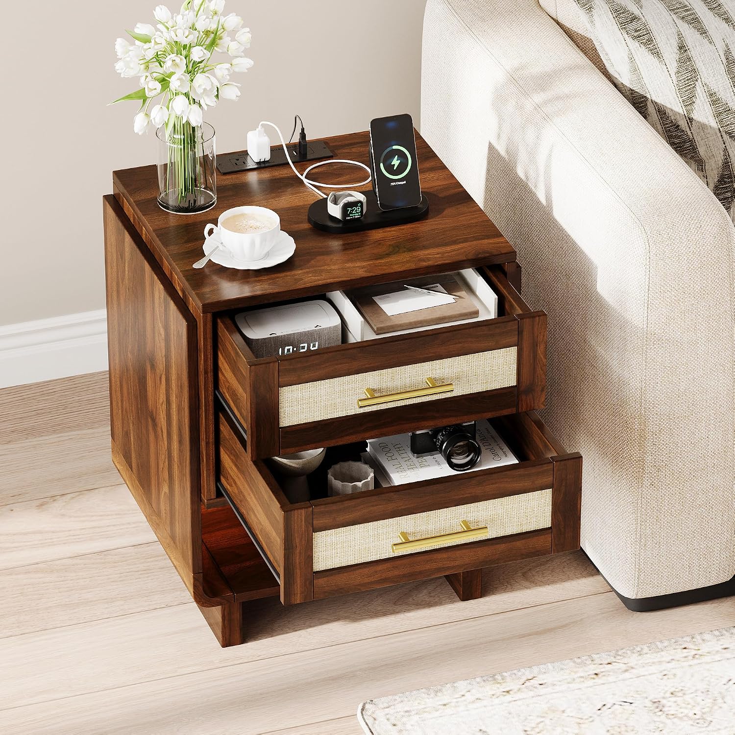 Detalle 2 de Feonase Nightstand, 18-Inch Wide