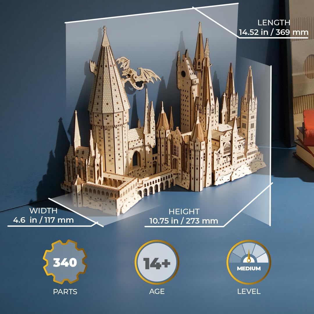 Detalle de Ugears Harry Potter Hogwarts Castle 3D Wood Puzzle for Adults