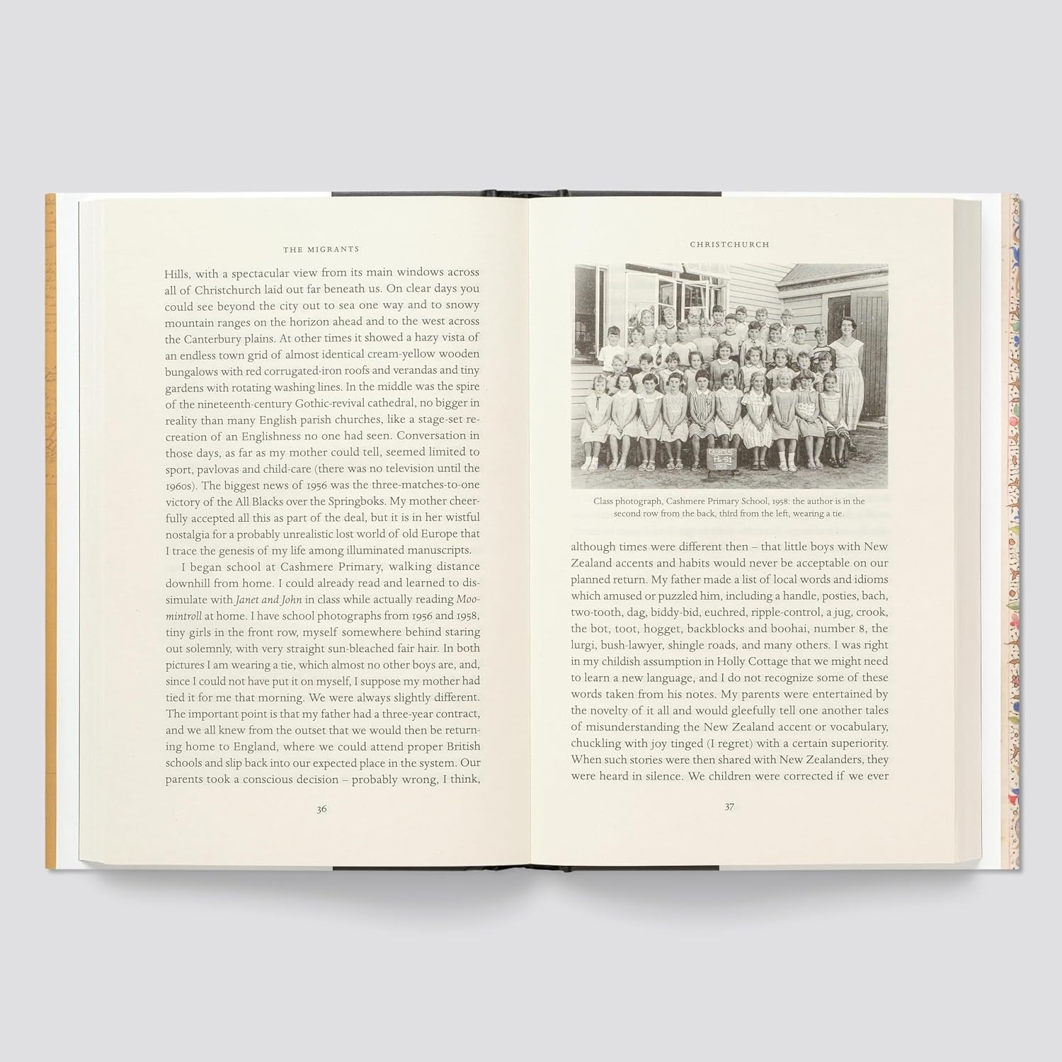 Detalle 2 de The Migrants: A Memoir with Manuscripts – książka