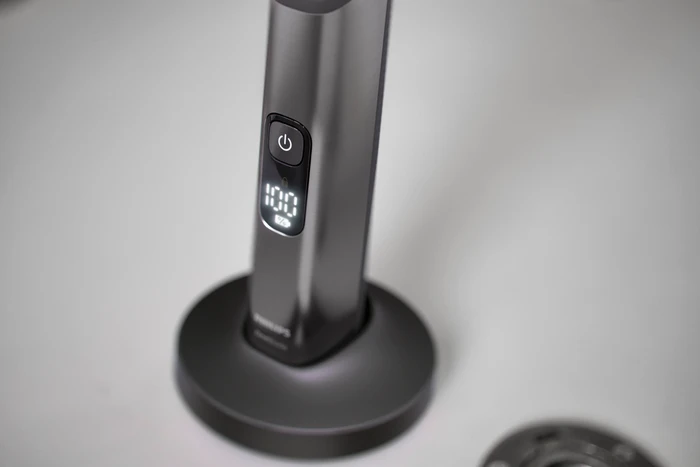 Thumbnail 6 de Philips OneBlade Pro 360 QP6652/30 Face and Body Chrom 🪒