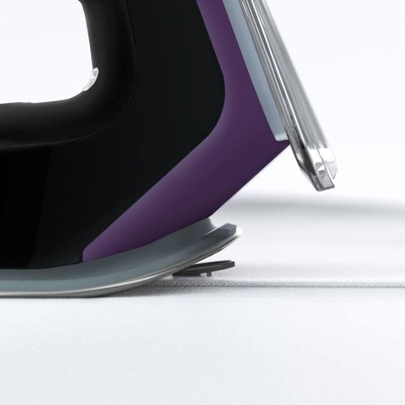 Detalle de Braun CareStyle 7 IS 7144 BK—centro de planchado 2400 W, 2 L y 7 bar de presión