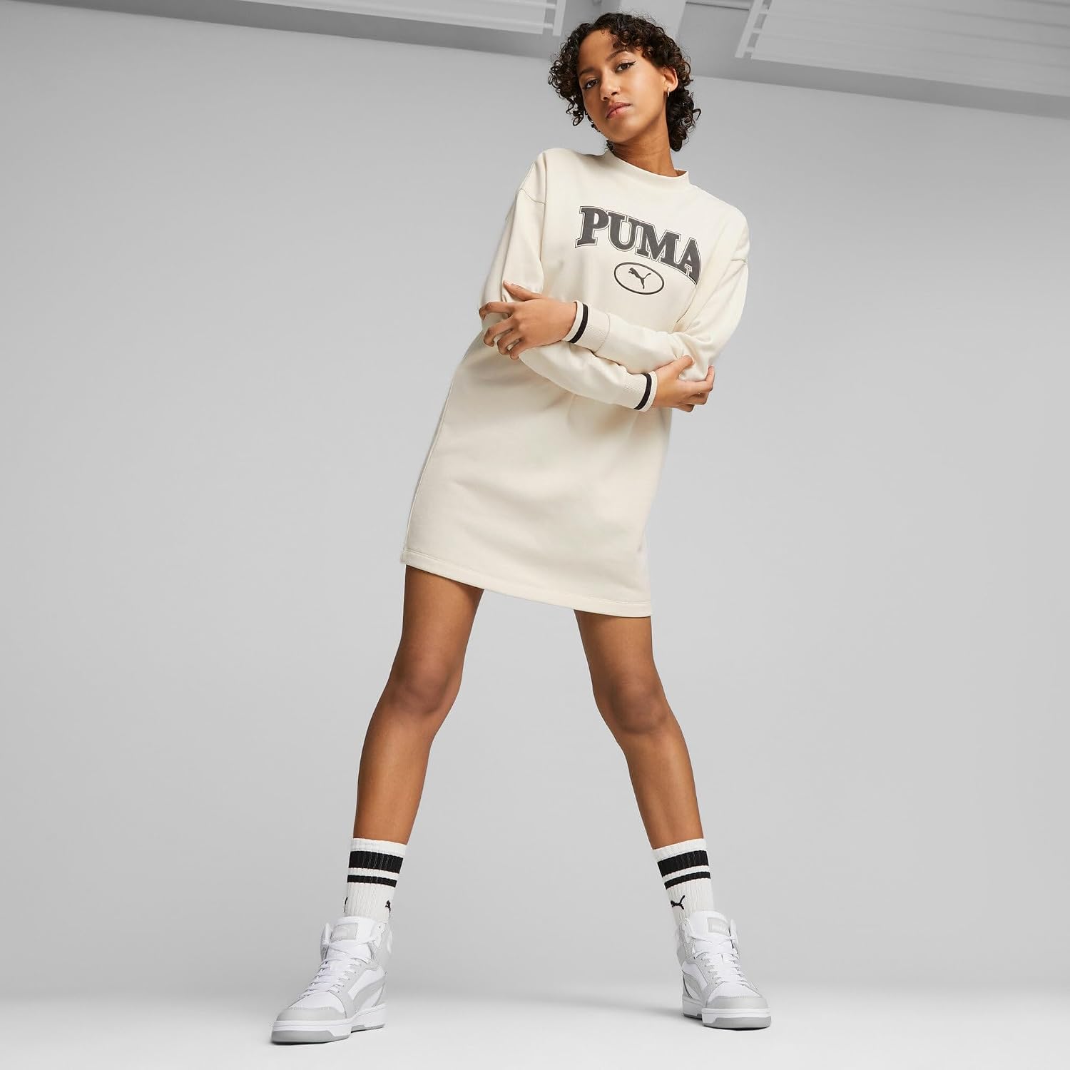 Detalle 2 de PUMA Rebound V6 Sneaker confortable