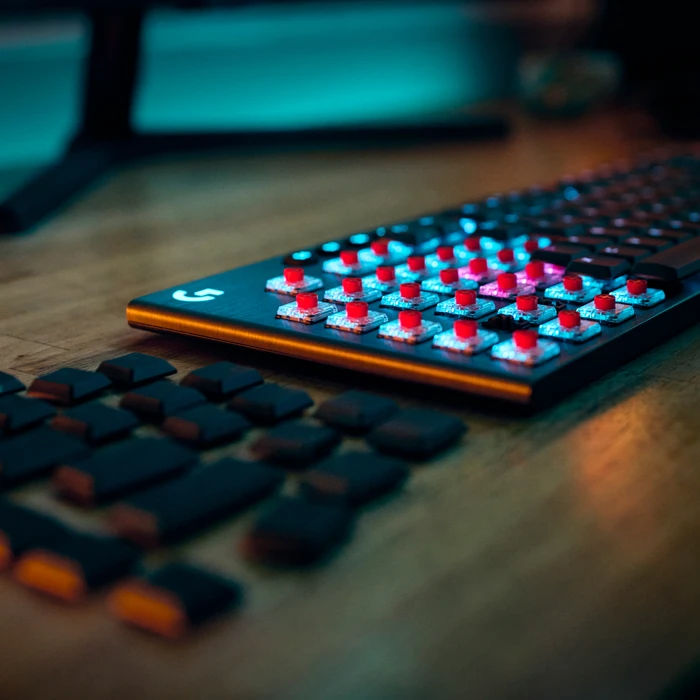 Detalle de Logitech G915 X Lightspeed Wireless Gaming-Tastatur Qwertz Schwarz – GL Tactile, kabellos