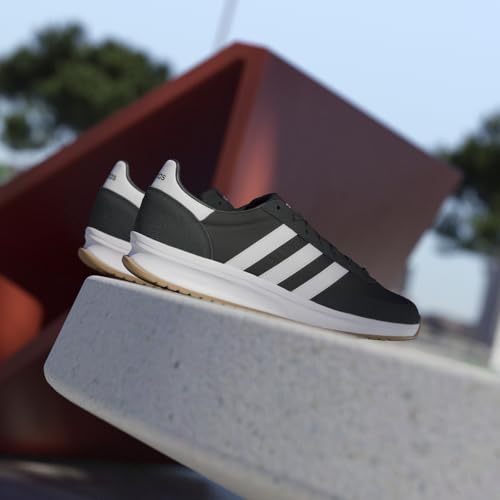 Thumbnail 2 de adidas Run 70S 2.0 Shoes para hombre - Core Black/Cloud White, 42 2/3 EU