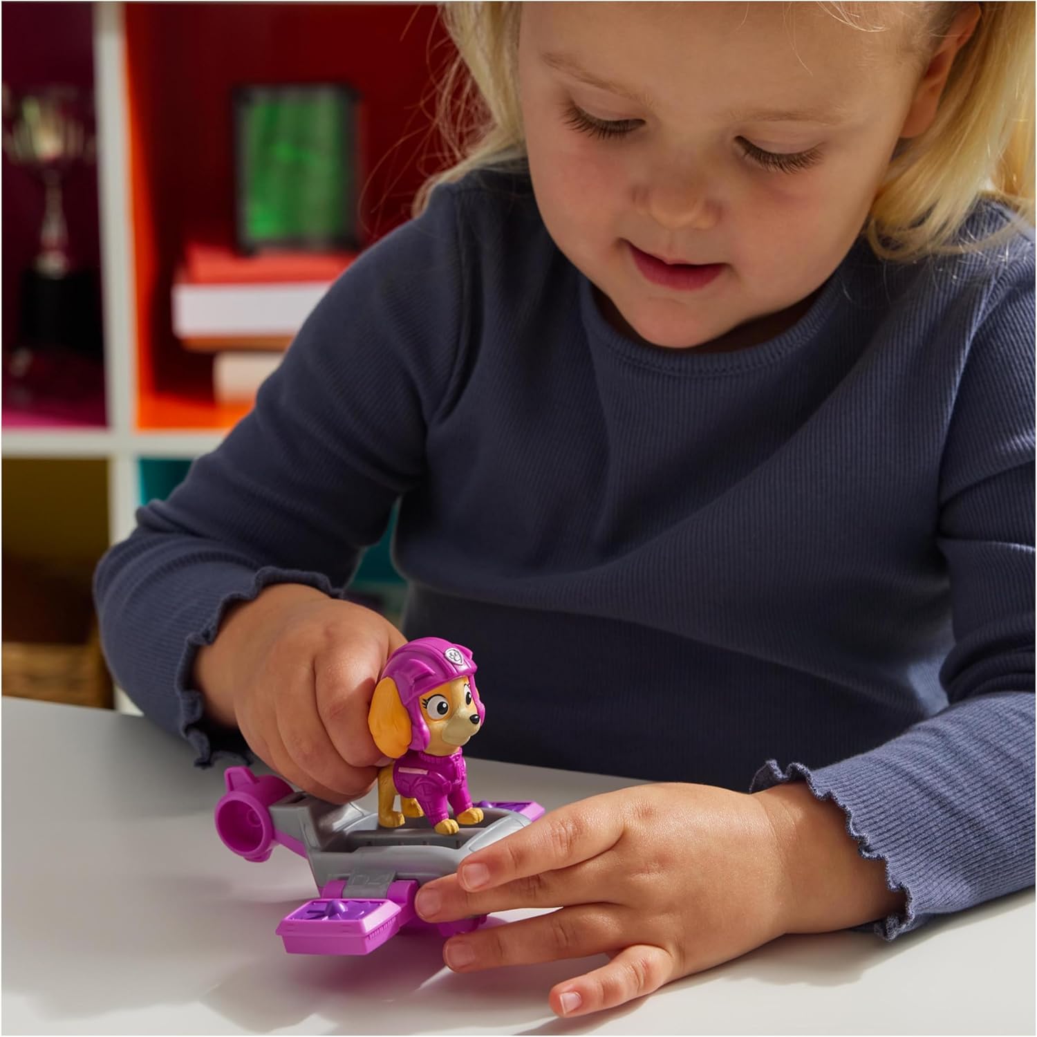 Thumbnail 6 de Paw Patrol - Action Pups: Figurine Skye et Hoverboard avec Ailes Pliantes
