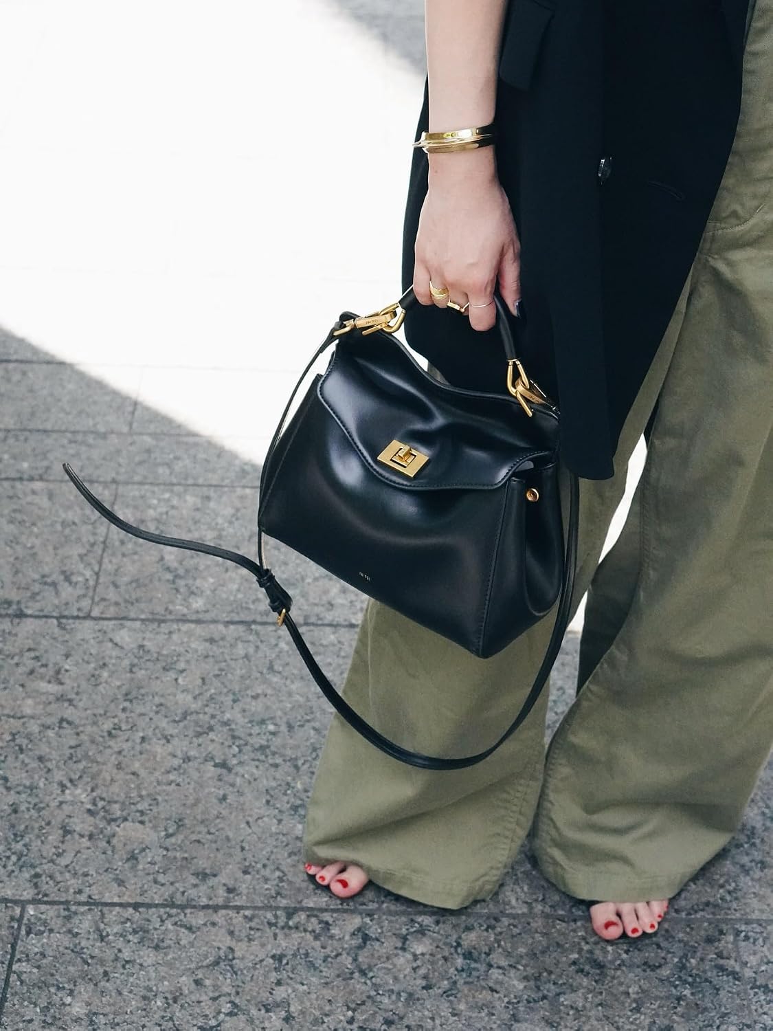 Thumbnail 1 de JW PEI Lucia Classic Top Handbag 10.24"