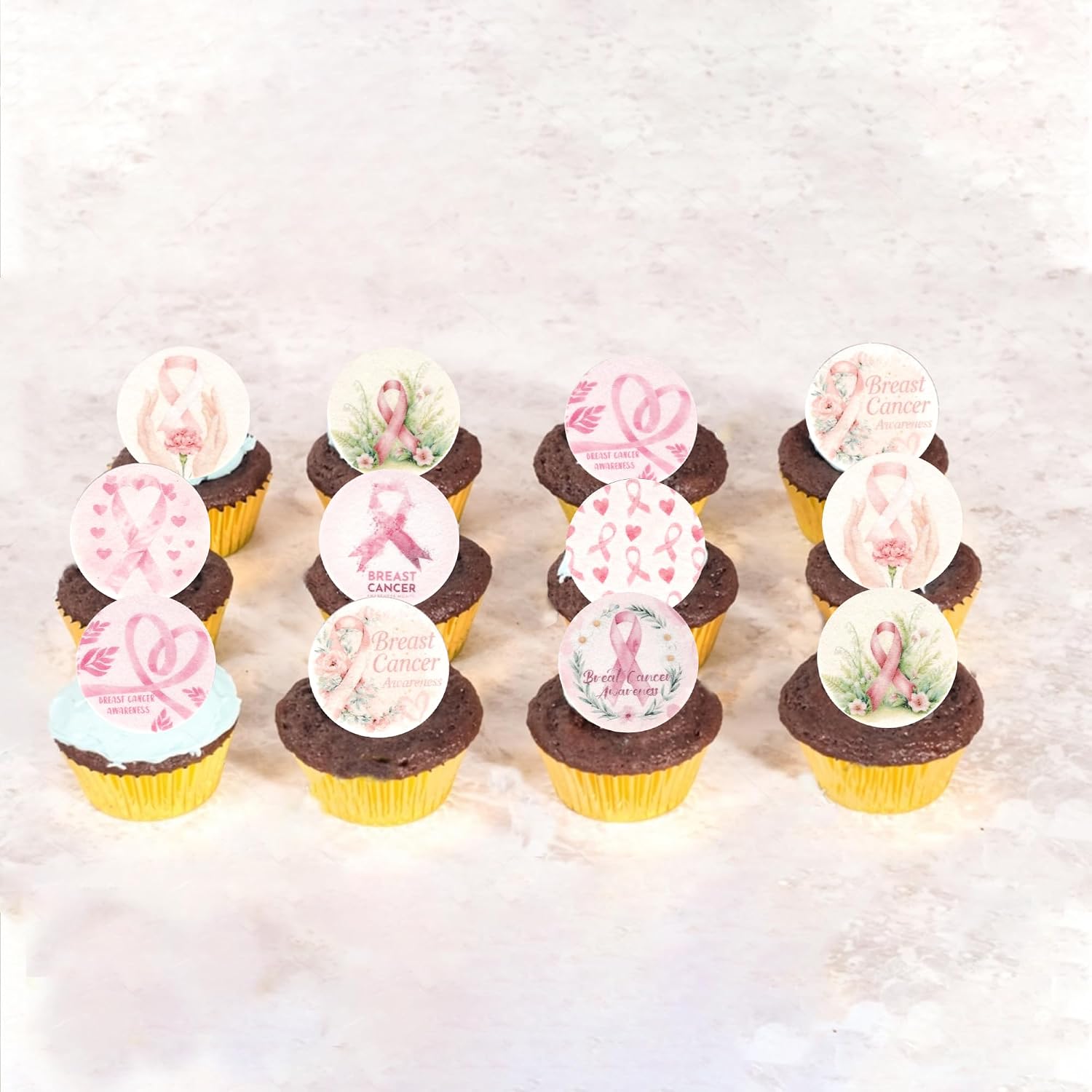 Detalle de Xsstarmi 64-Pack Breast Cancer Awareness Edible Cupcake Toppers
