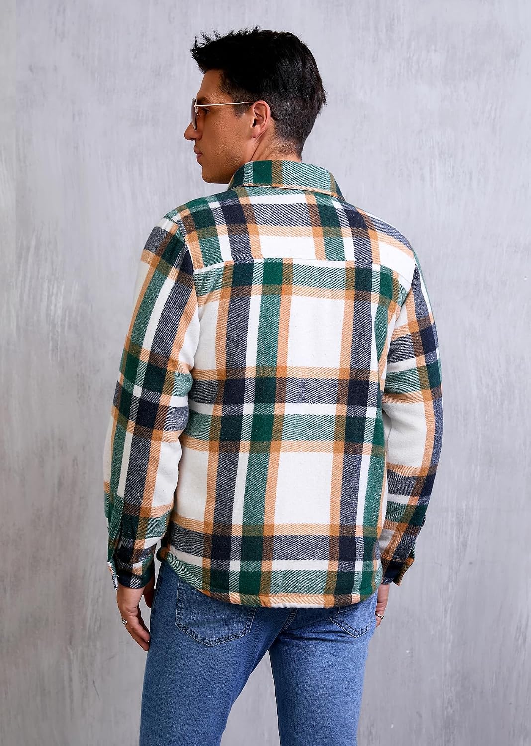 Detalle 2 de WINDFIT Men's Sherpa-Lined Plaid Flannel Shirt Jacket, Button-Down