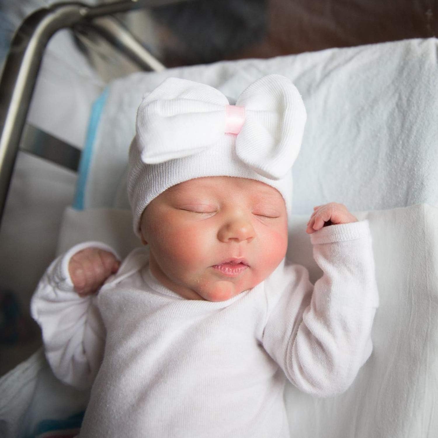 Thumbnail 5 de DRESHOW Newborn Hat and Mittens set (5 hats, 3 pairs mittens) for 0–3 months