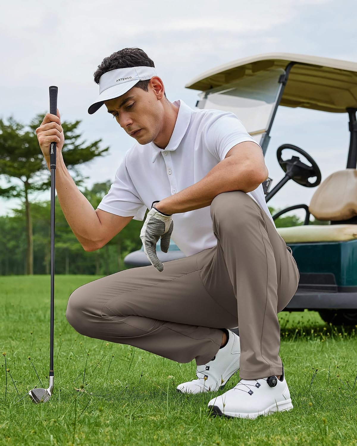 Detalle de Vytroon Men's Classic Fit Stretch Golf Pants, Splash-Resistant, 4-Pocket