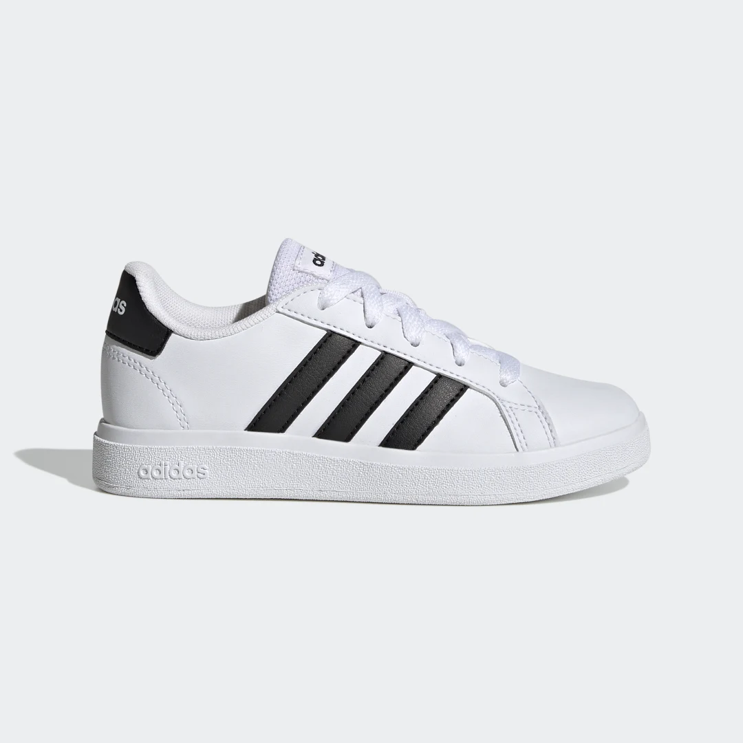 Detalle de Adidas Grand Court Lifestyle Tennis Lace-Up: zapatilla blanca para uso diario