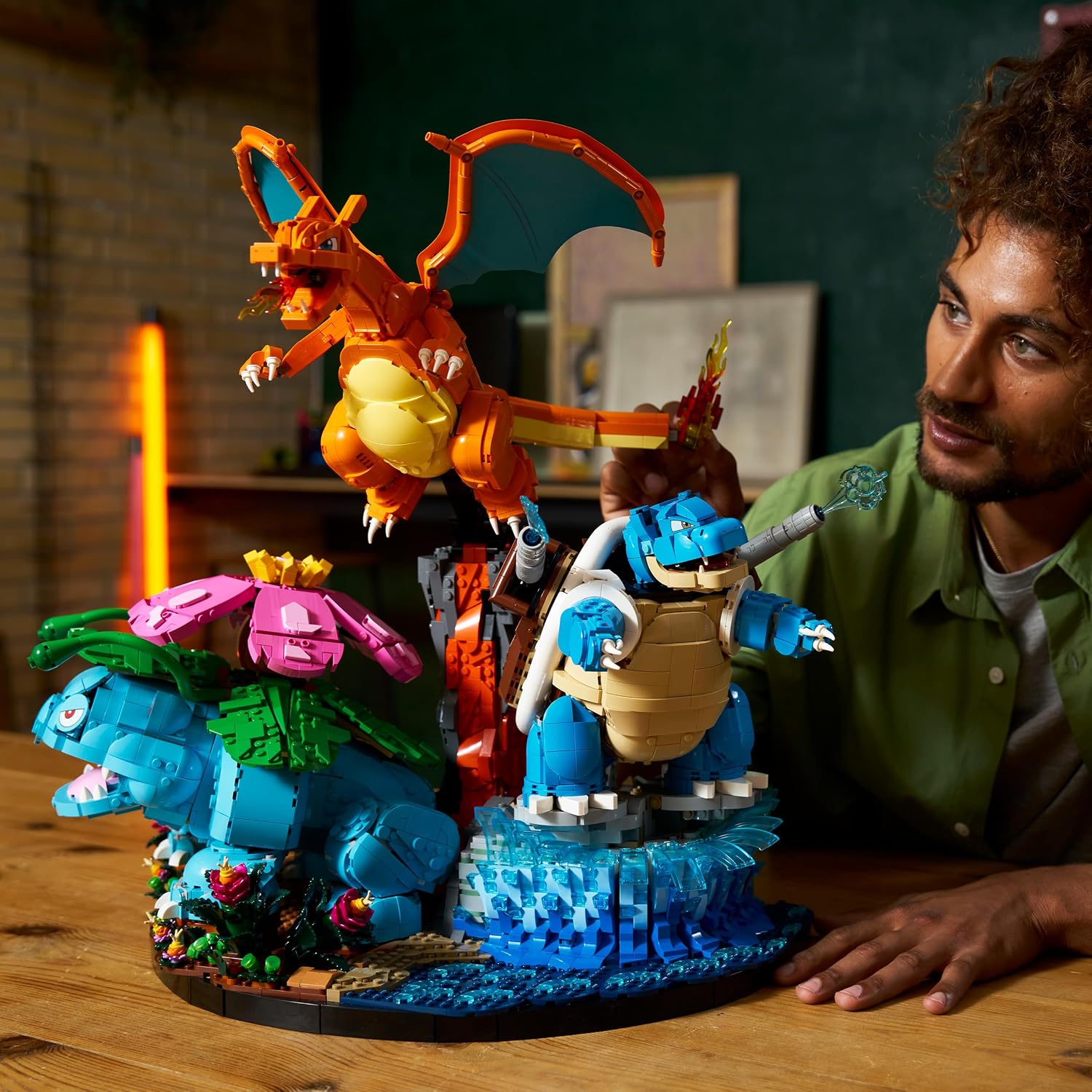 Thumbnail 6 de LEGO Pokémon 72153 Venusaur, Charizard en Blastoise bouwset, 6.838 onderdelen