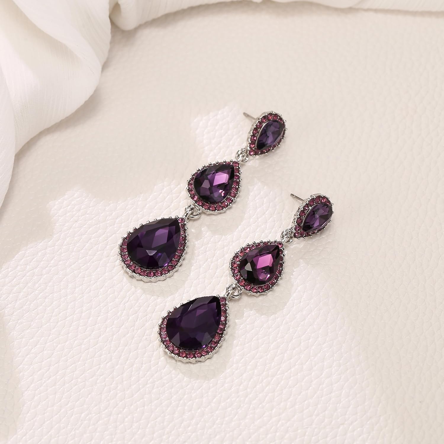 Detalle de Clearine Femme Boucles d'Oreilles Triple Goutte d'Eau – Cristal Autrichien