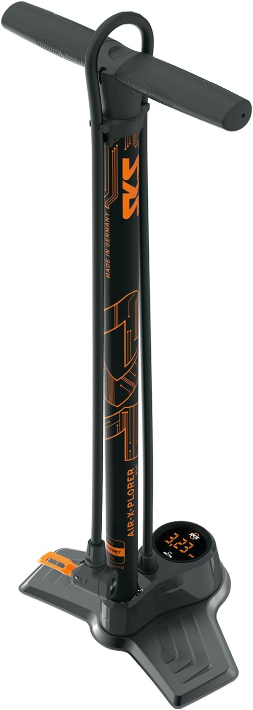 Detalle de SKS Germany AIR-X-PLORER DIGI 10.0: pompa ad aria per bici con manometro LED e testa MV EASY