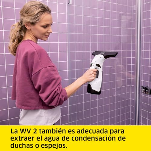 Detalle de KÄRCHER WV 2 Plus N: Limpiadora de cristales a batería con dos boquillas y detergente (35 min de autonomía)