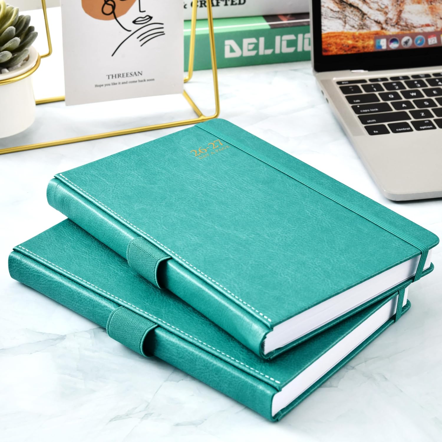 Thumbnail 1 de Academic Diary 2026-2027: Day‑per‑page A5 Diary with 180° flat opening, Green faux leather cover