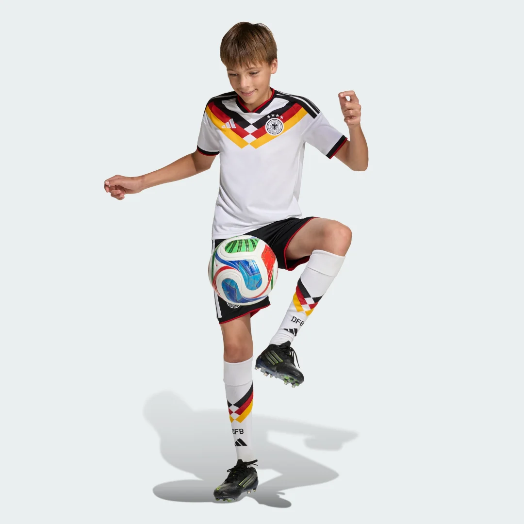 Thumbnail 2 de Pantalón corto primera equipación Alemania 26 de Adidas, color negro