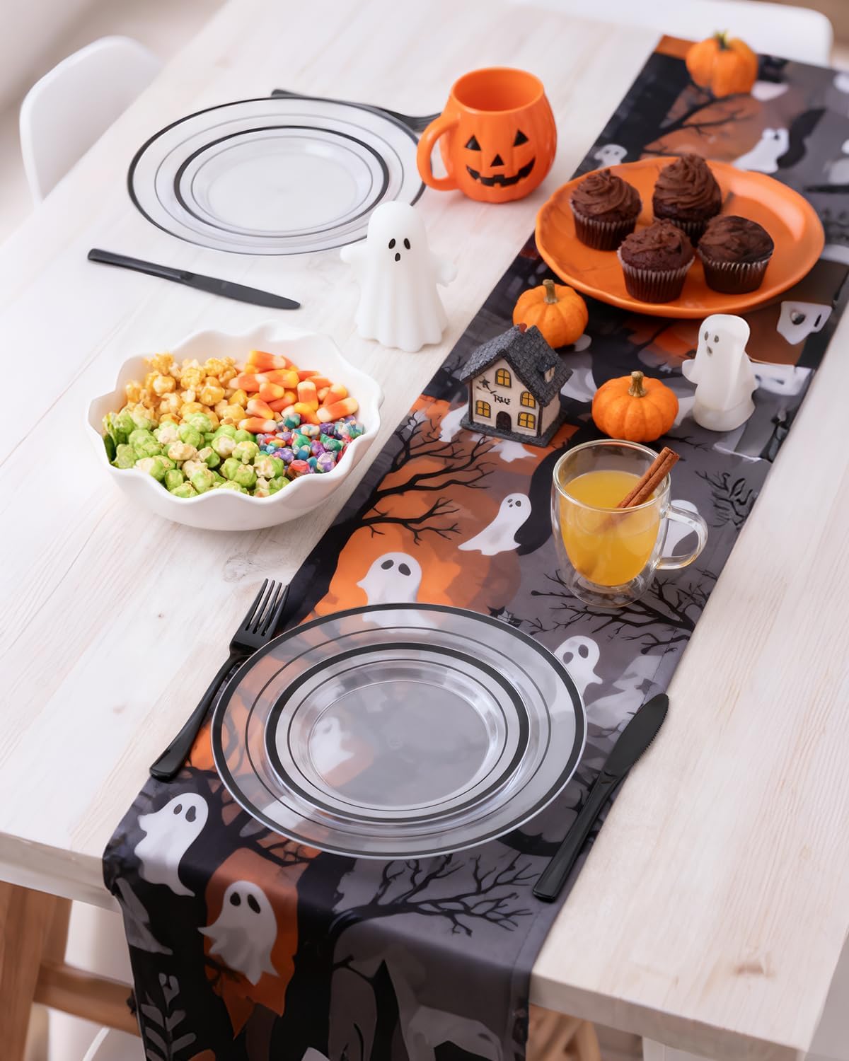 Detalle 2 de Goodluck 175-Piece Disposable Clear and Black Party Dinnerware Set: 50 Plates, 25 Cups, 25 Napkin Bundles