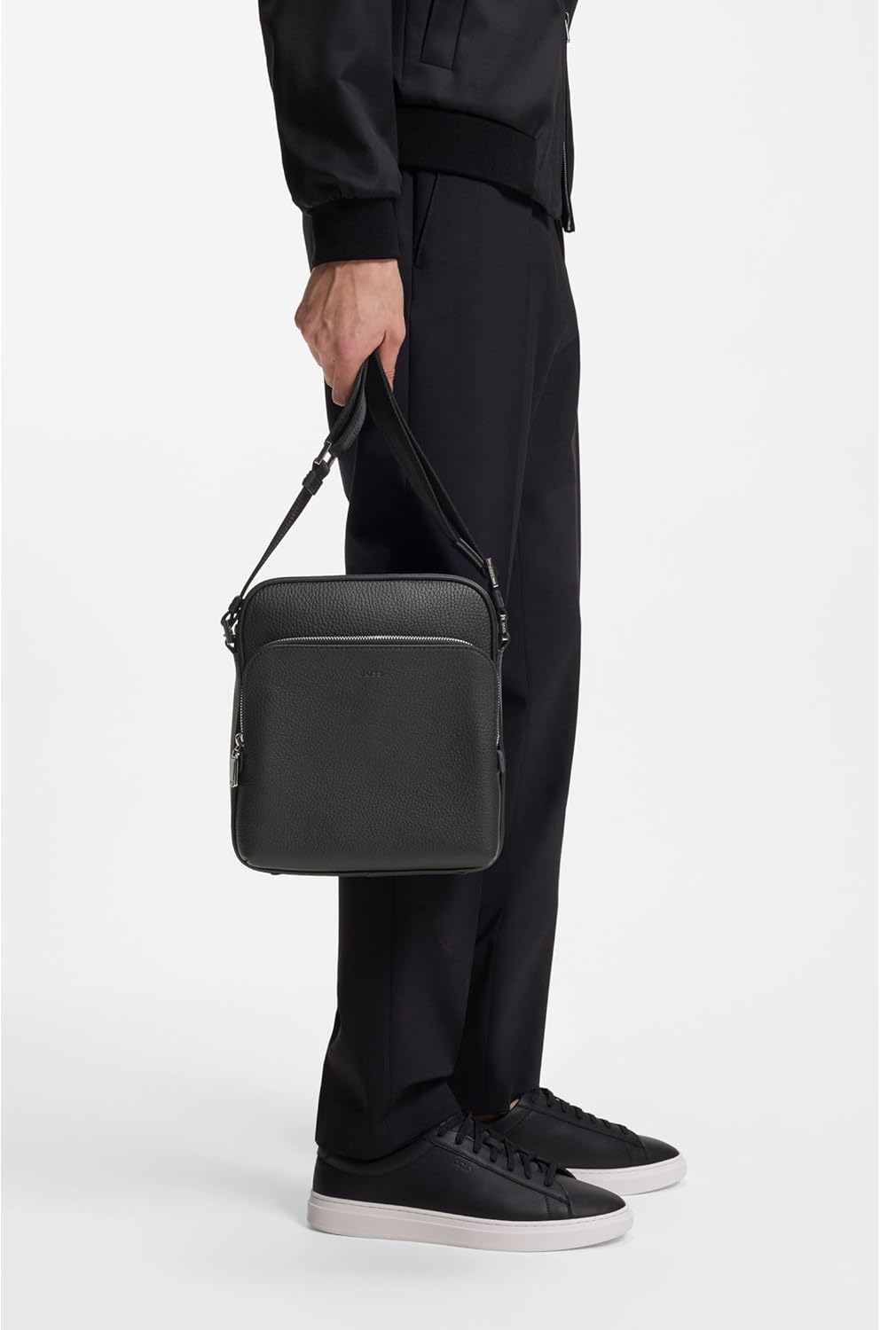 Detalle 2 de BOSS New Crosstown NS Zip — Sac reporter en cuir italien à grain naturel (homme)