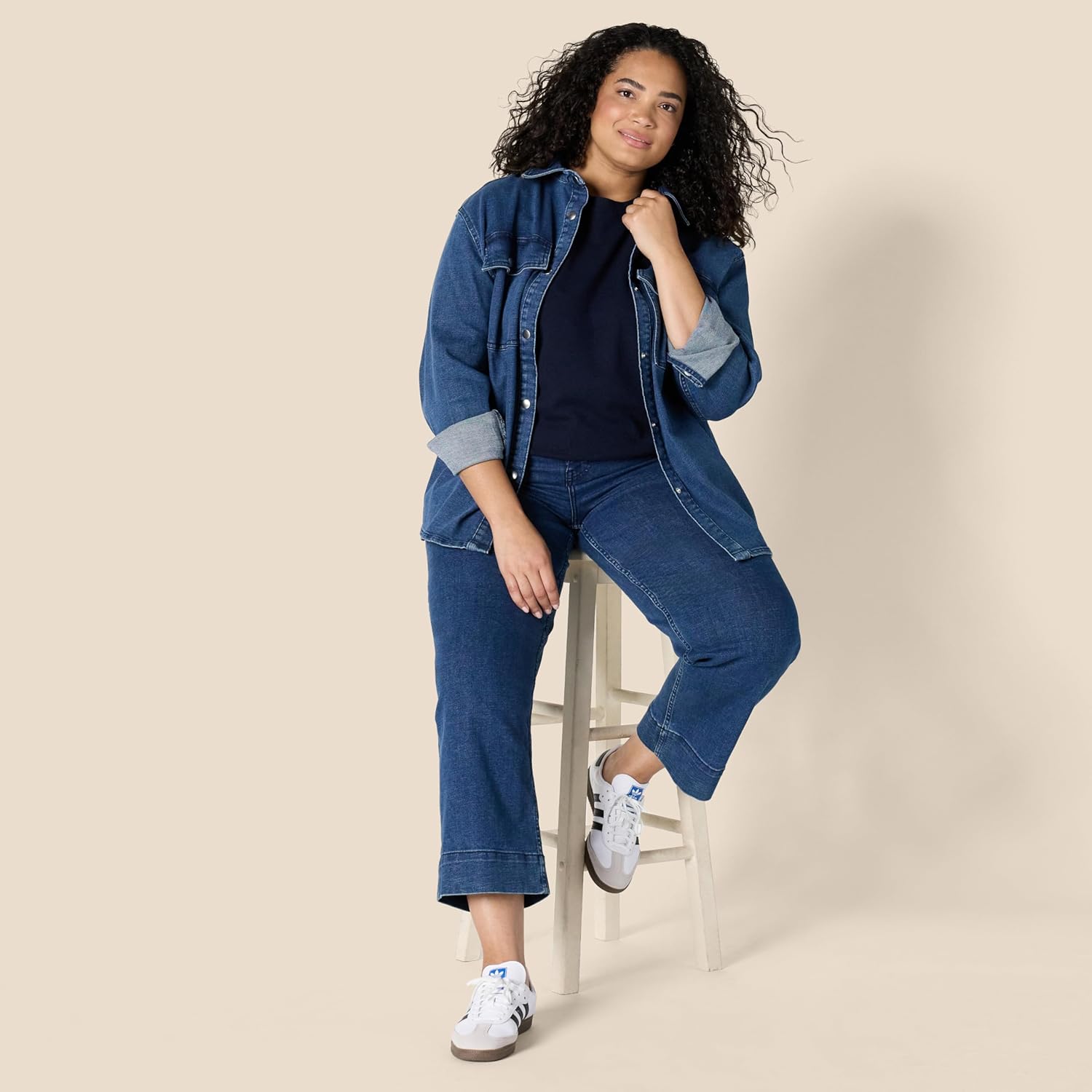 Thumbnail 5 de Amazon Essentials Damen-Pullover Regular-Fit mit Stehkragen und Flügelärmeln