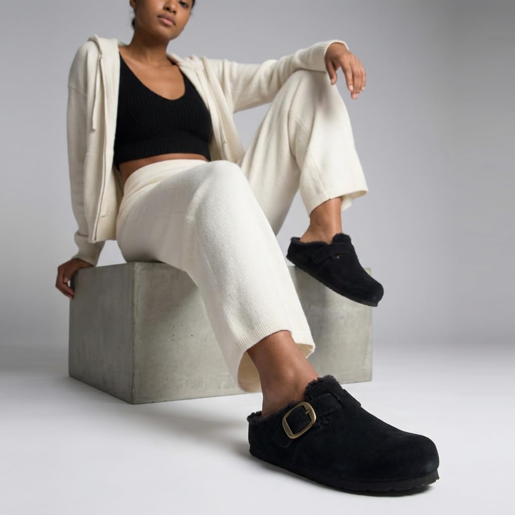 Detalle 2 de CUSHIONAIRE Haven Genuine Leather Clogs with Cork Footbed 👡