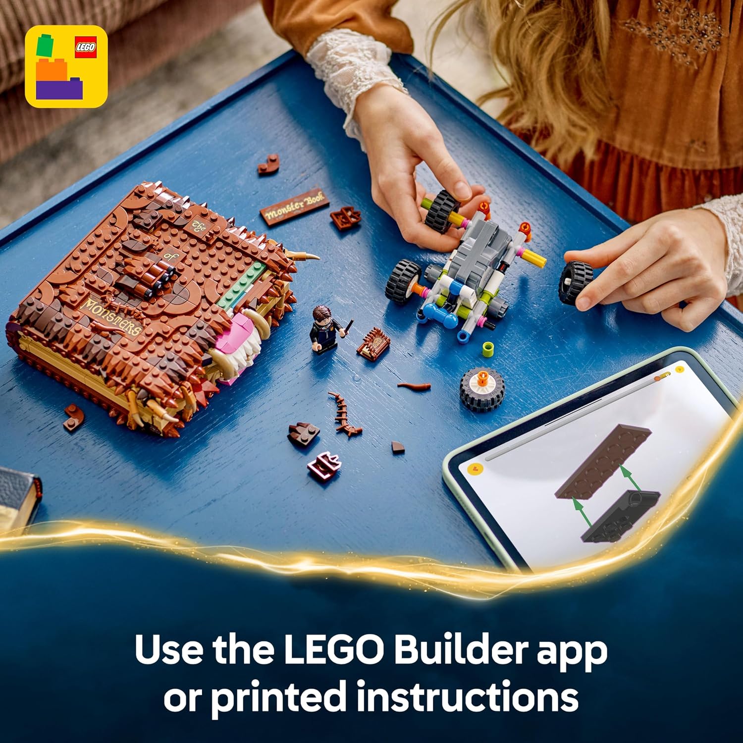 Detalle 2 de LEGO Harry Potter Chomping Monster Book Of Monsters (76449) – Interactive Toy with Neville Longbottom Minifigure