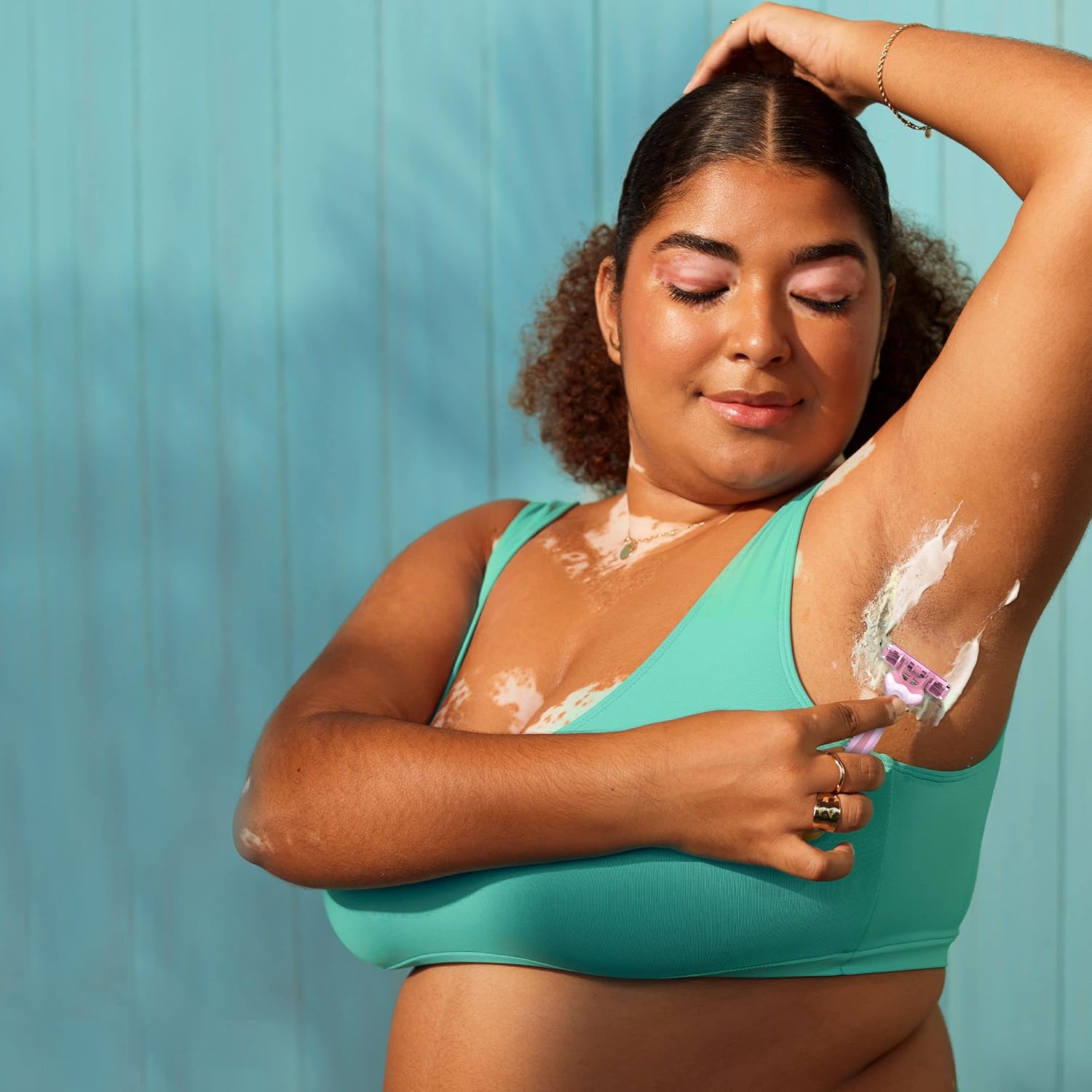 Thumbnail 4 de Venus Gillette Tropical - Pack X6 Máquinas Desechables de Depilación