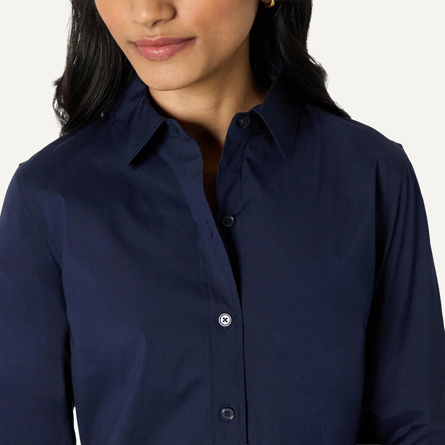 Thumbnail 3 de Amazon Essentials Women’s Regular-Fit Stretch Poplin Button-Up Dress Shirt
