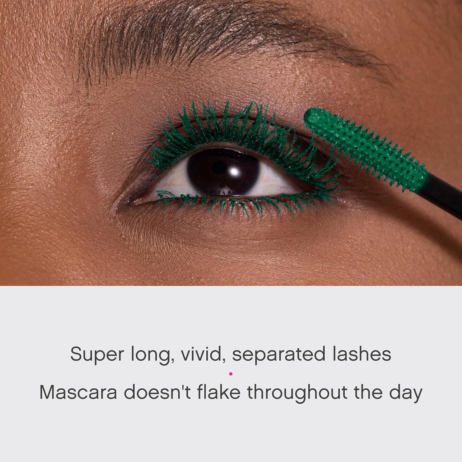 Thumbnail 4 de VIVIENNE SABO Artistic Volume Mascara Cabaret Premiere verde – effetto volume e ciglia separate