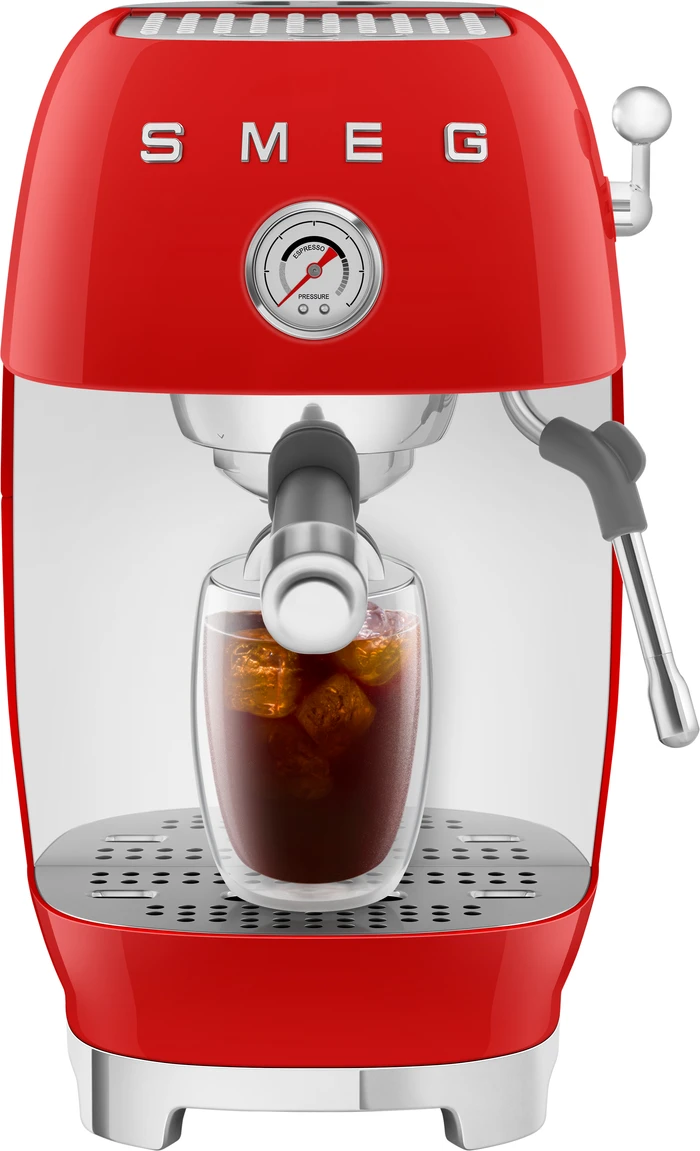 Thumbnail 2 de Smeg ECF03RDEU Rot – kompakte Espressomaschine mit Dampfdüse, glattem Milchschaum und Manometer