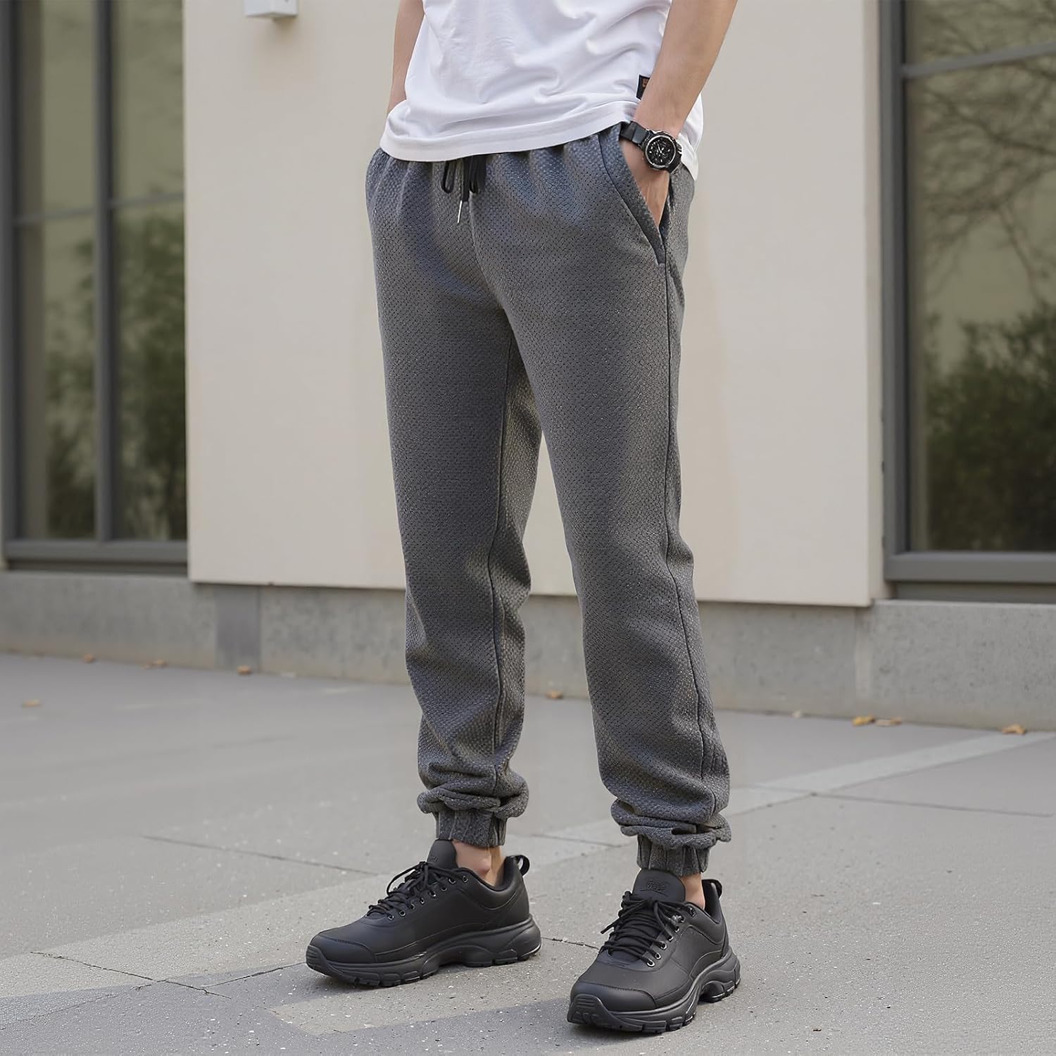 Thumbnail 1 de LY4U Men's Jogger Pants: 4-Way Stretch Polyester with Elastic Waist and Cuffed Ankles