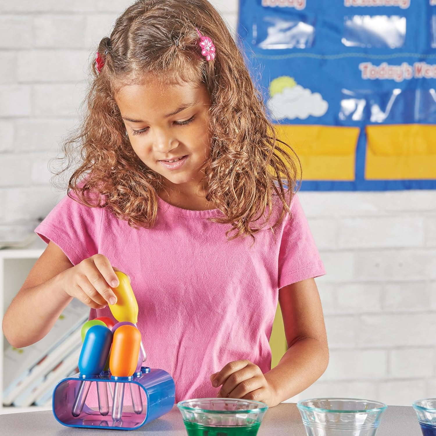 Thumbnail 2 de Learning Resources Compte-Gouttes Géants – Pipettes Montessori avec Support
