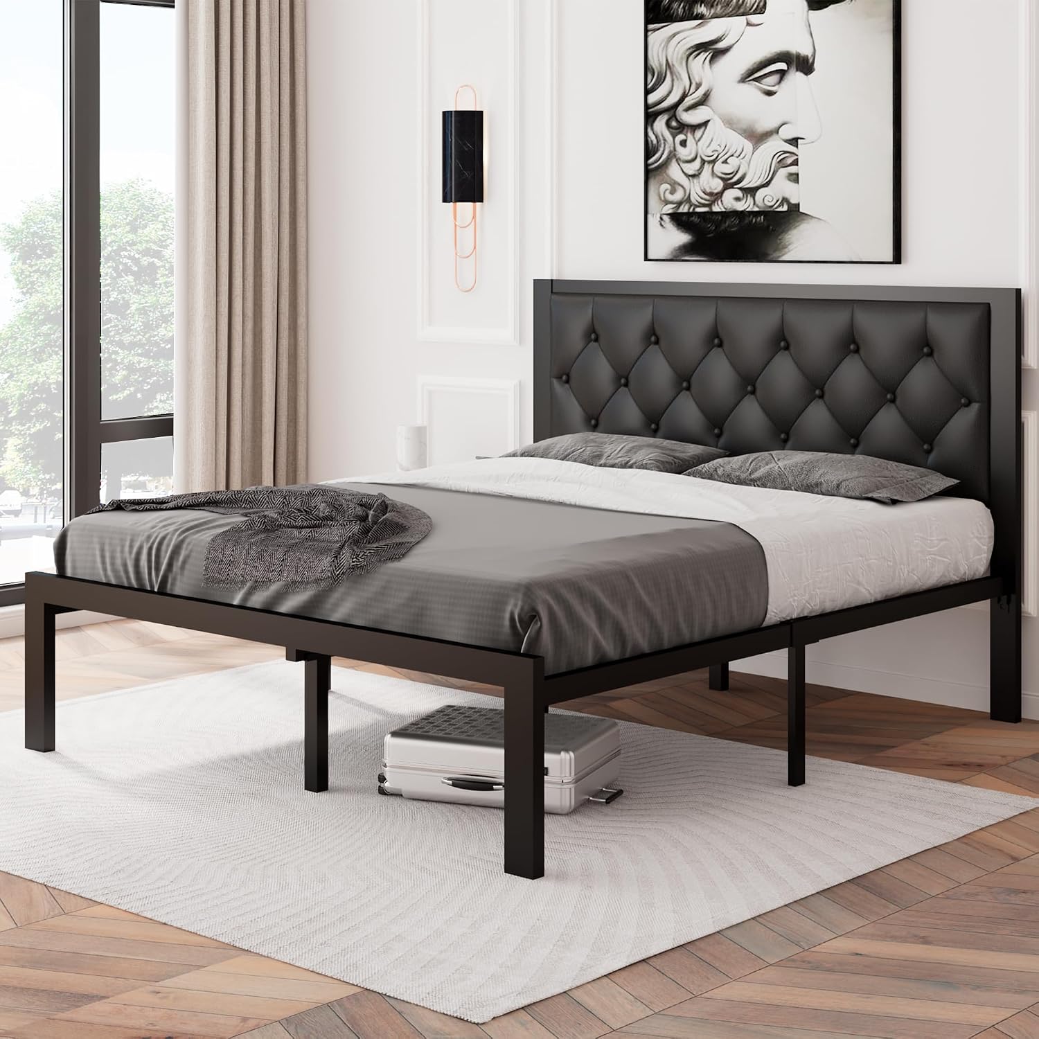 Detalle de Feonase 682A3 Queen Platform Bed Frame with Tufted Headboard and 12-Inch Storage