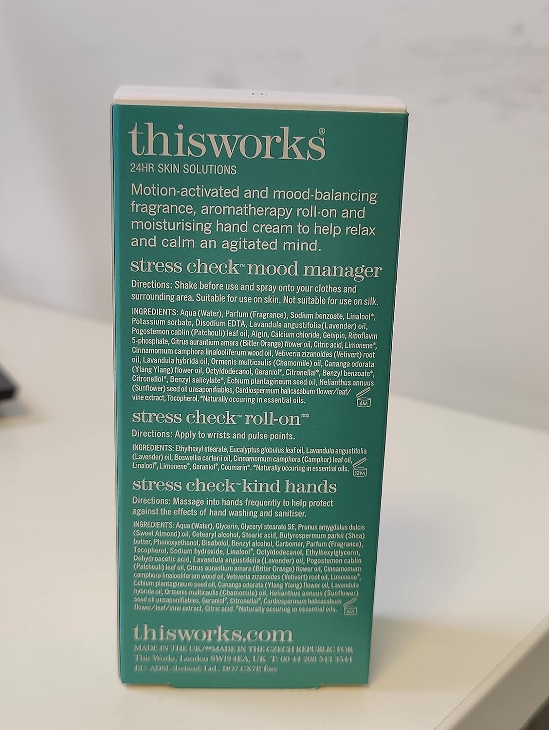 Thumbnail 6 de This Works Choose Calm: The Stress Relieving Trio – A Calming Hand Cream, Mood Spray and Aromatherapeutic Roller