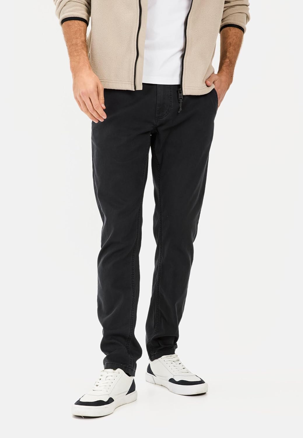 Detalle 2 de camel active 477S01-5F77 – męskie spodnie w miejskim stylu outdoorowym