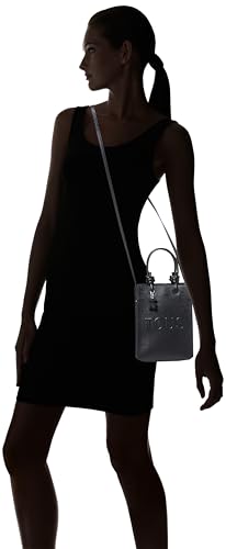 Detalle 2 de TOUS Mini Bolso Pop Negro La Rue New — bolso de mujer pequeño con charm de oso