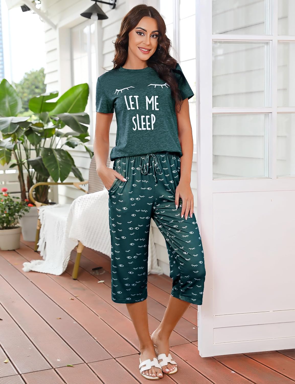 Detalle de Ensemble de pyjama femme Uniexcosm en coton à manches courtes et col rond, imprimé