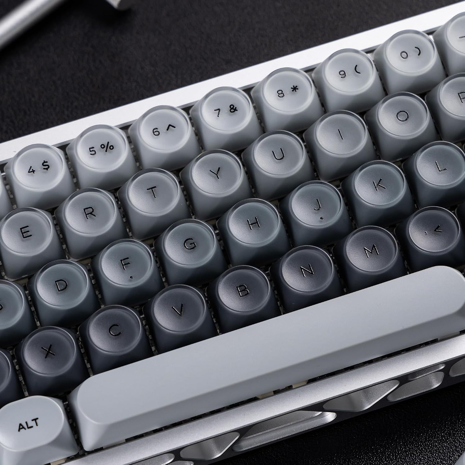 Thumbnail 6 de dagaladoo Grey MOA Jelly Keycaps, 128-Key PBT and PC Dye-Sublimation Set