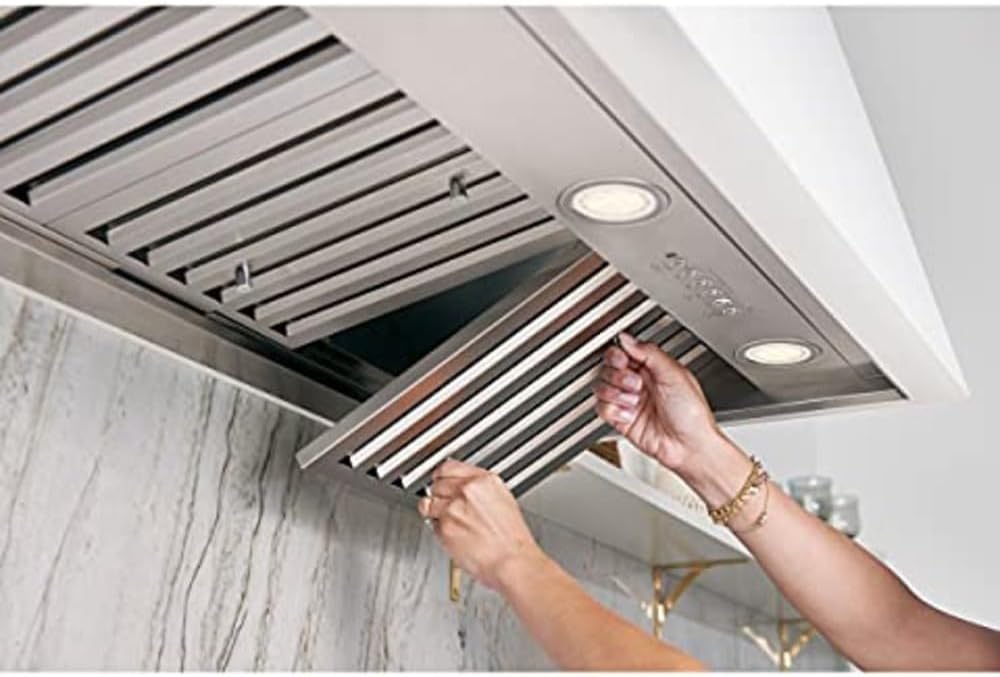 Detalle de GE Profile Range Hood Insert, 30-Inch
