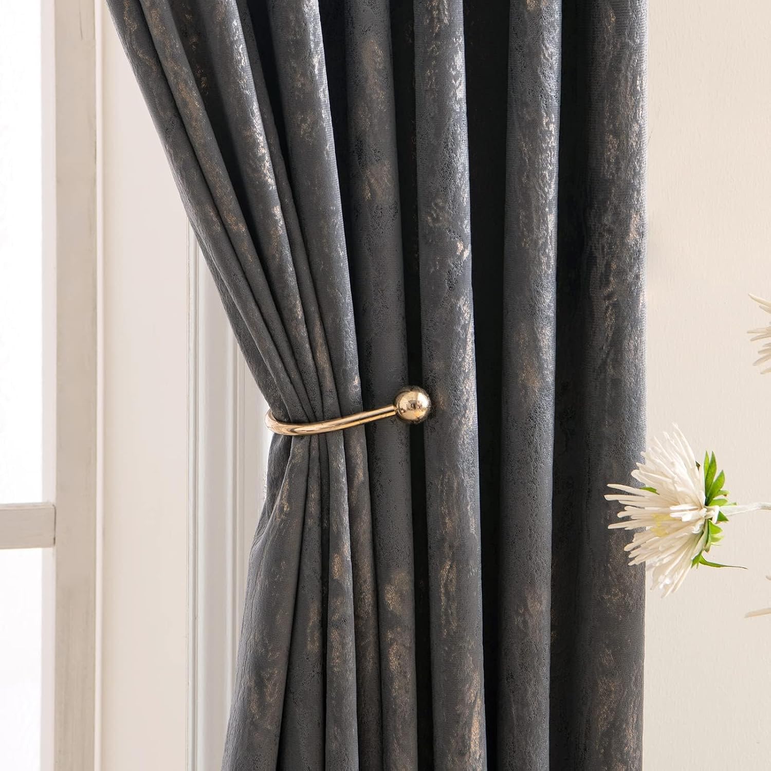 Thumbnail 4 de MIULEE Grey Velvet Curtains with Gold Foil (2 Panel Set) 46 x 72 Inch