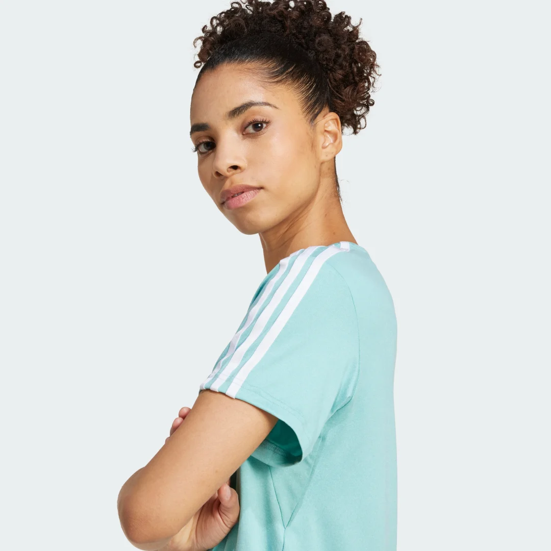 Detalle 2 de Camiseta AEROREADY Train Essentials 3 bandas de Adidas