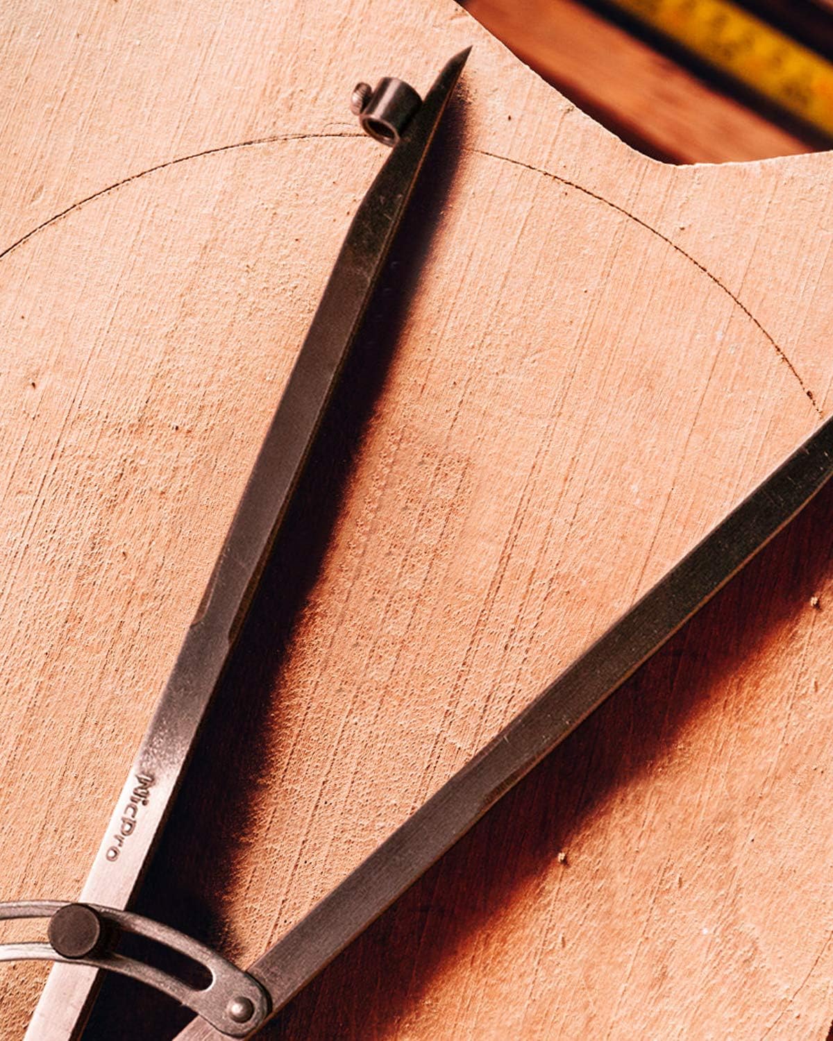 Detalle 2 de Nicpro Kompass 30,5 cm/12 Zoll – Großer Professioneller Bleistift-Zirkel mit Stifthalter