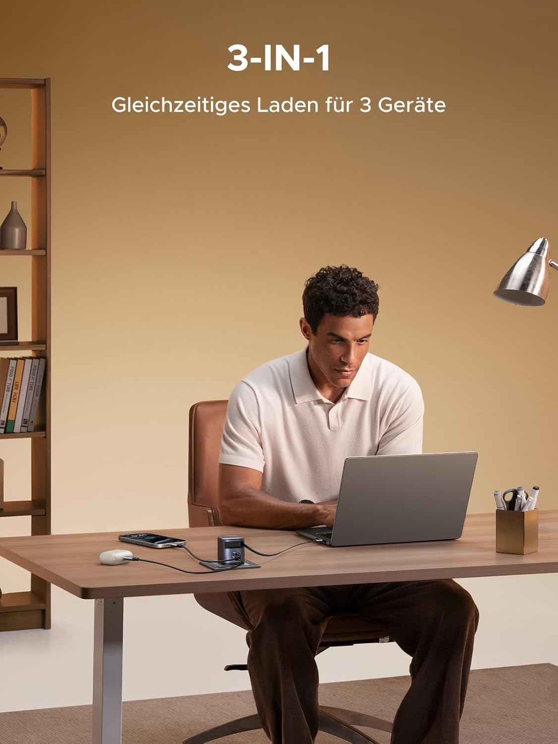Detalle 2 de UGREEN USB C Ladegerät 65W GaN 3-Port