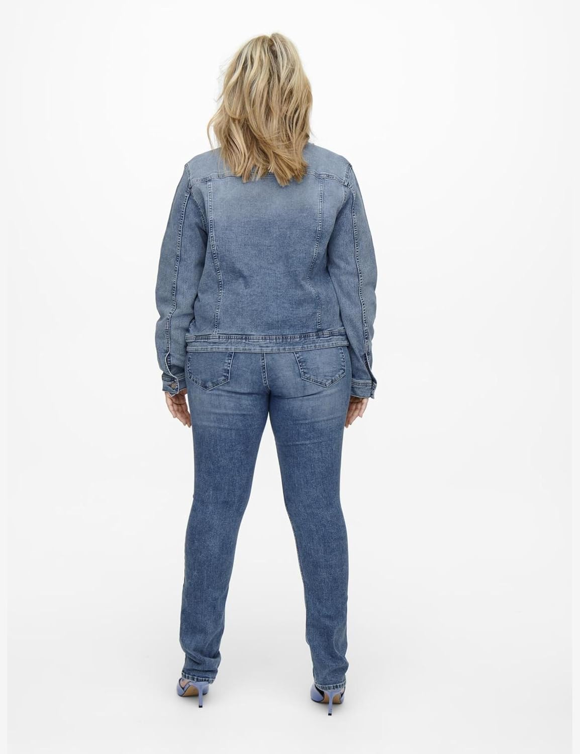 Detalle de ONLY CARMAKOMA Damen Carwespa LS Jacket – Light Blue (Noos)