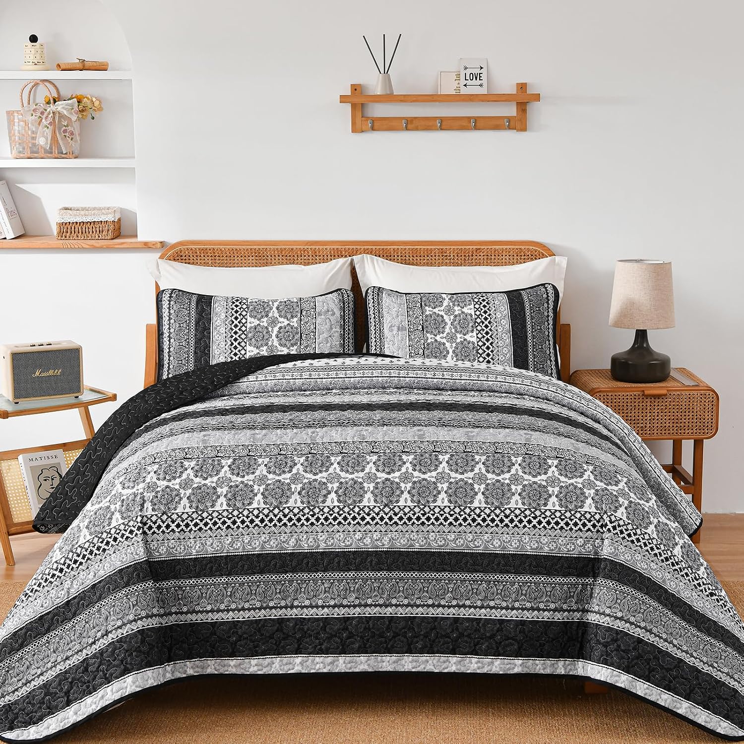Detalle de WONGS BEDDING Boho Stripe Quilt Set King 104x90