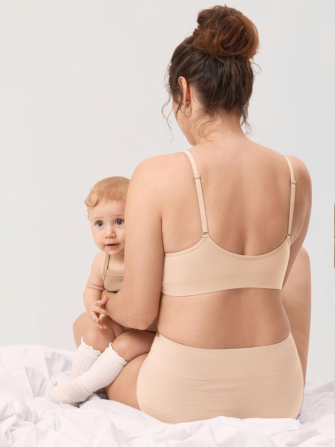 Detalle 2 de MOMANDA Still-BH für Damen ohne Bügel „Ultraweicher Seamless“ Bralette (ungepolstert) für die Schwangerschaft