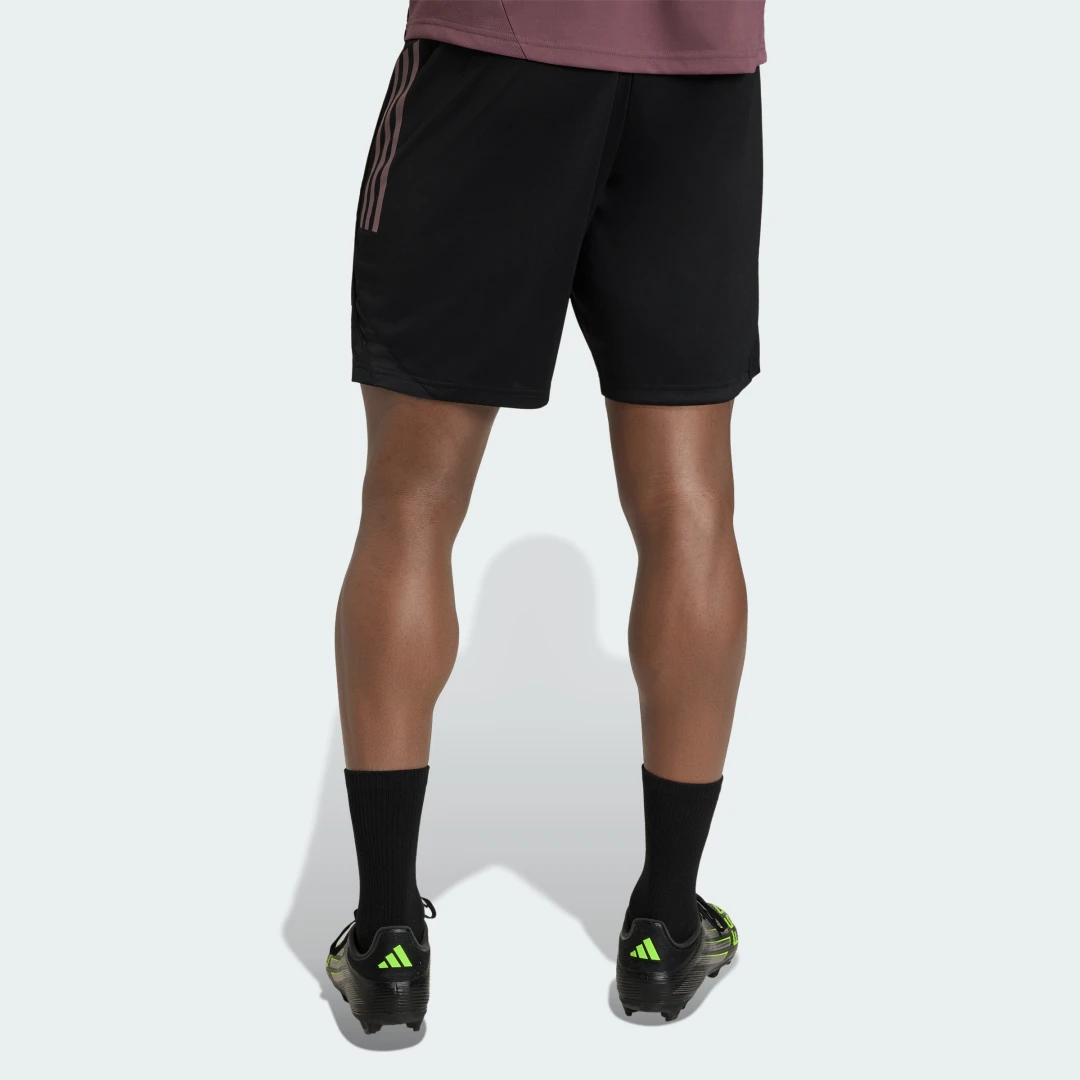 Detalle de Pantalón corto entrenamiento Real Madrid Tiro 25 Competition – Adidas